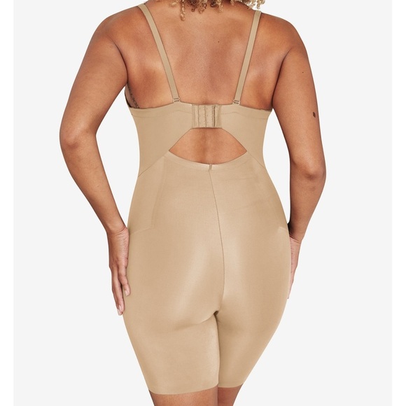 Maidenform Tan Shapewear Bodysuit with Molded Cups - Picture 2 of 3